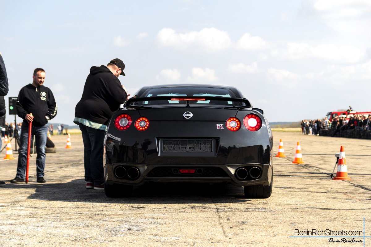 Nissan GT-R R35 spotted in Chojna — BerlinRichStreets